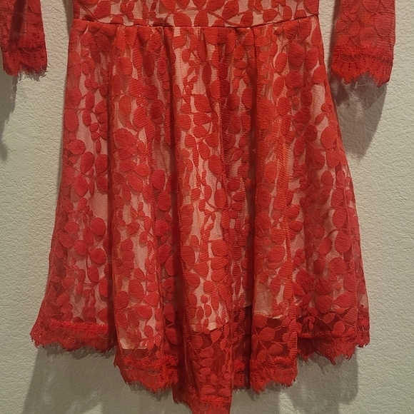 Free People Red/Orange Lace Asymetrical Hem Dress Size 2 - Picture 12 of 12